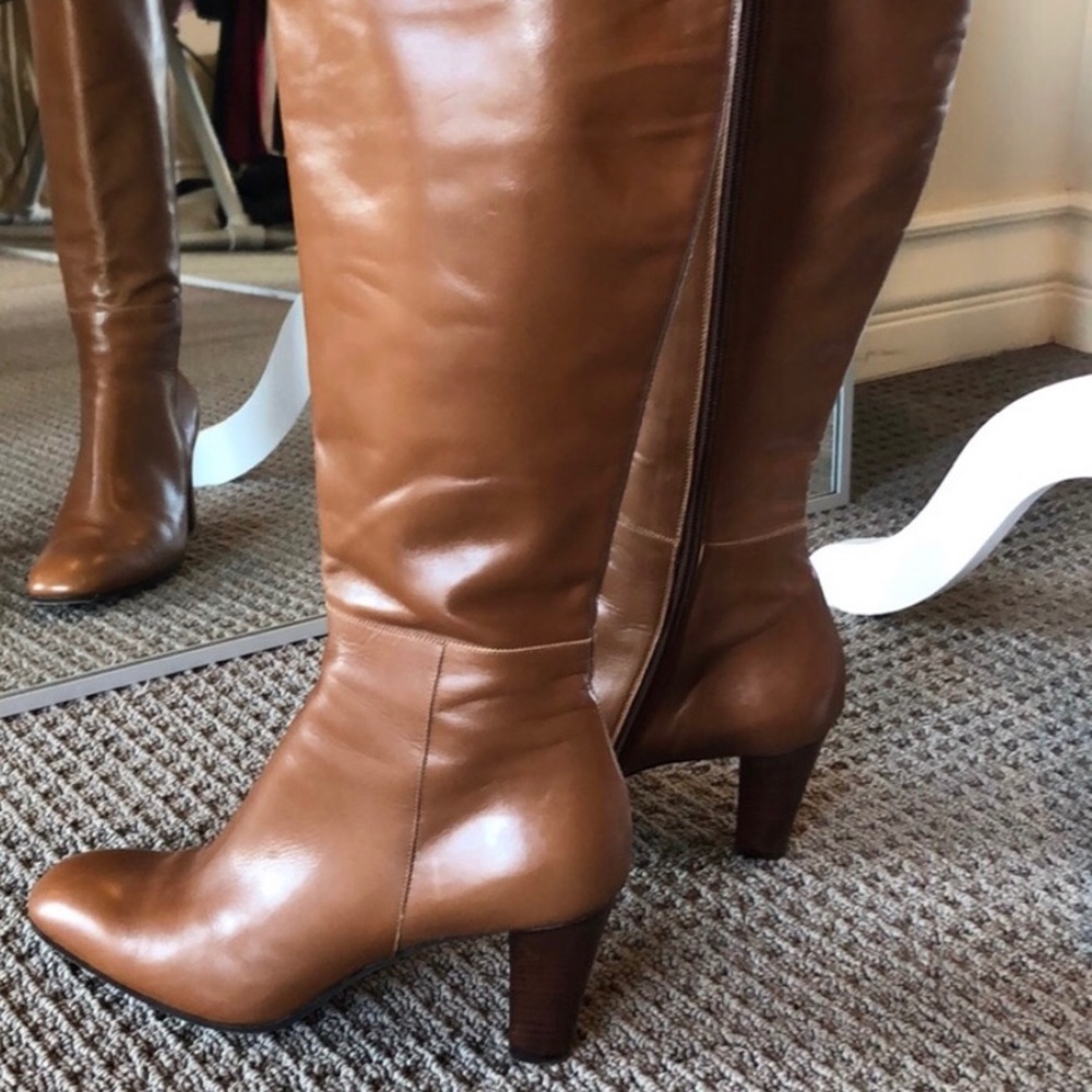 VARDA CAMEL BOOTS, SIZE 10